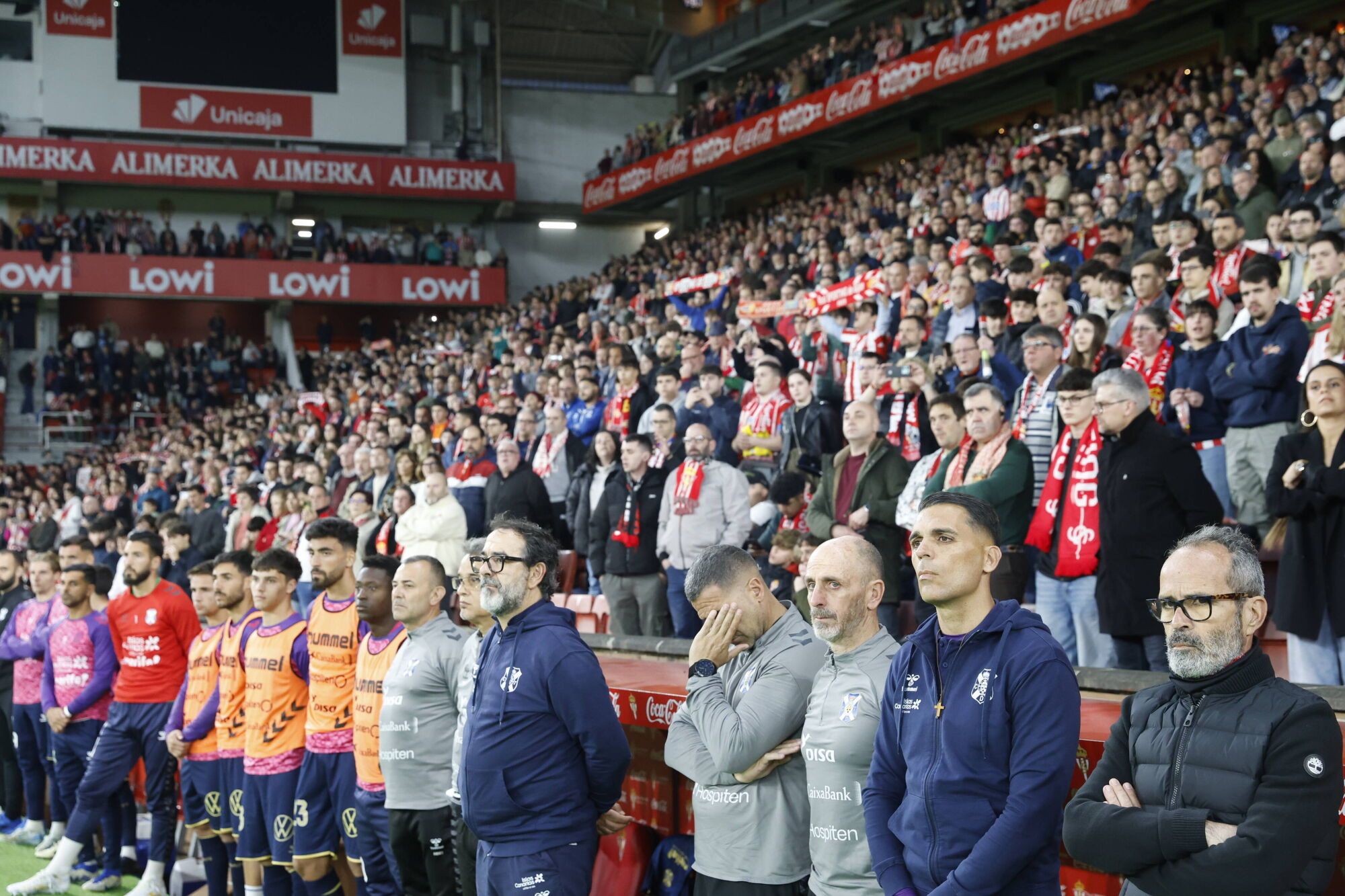 EN IMÁGENES: El Sporting - Tenerife disputado en El Molinón