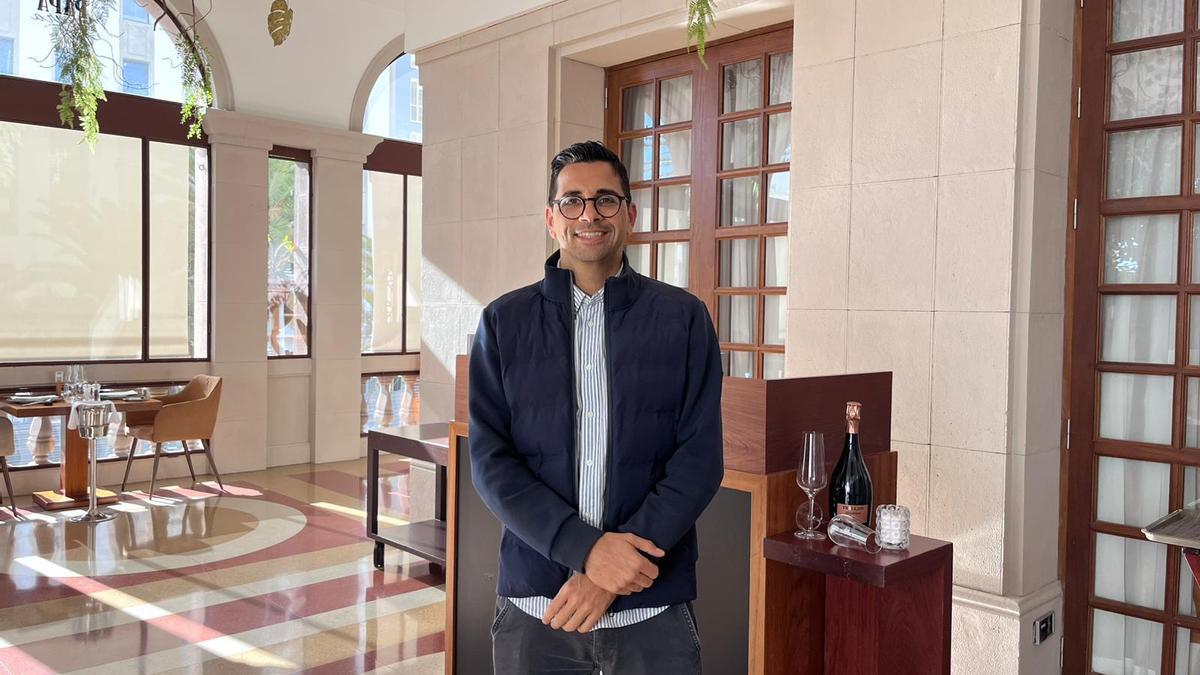 Tarek Nasser, el discreto empresario de éxito que no para de abrir supermercados en Canarias Tarek Nasser, el discreto empresario de éxito que no para de abrir supermercados en Canarias