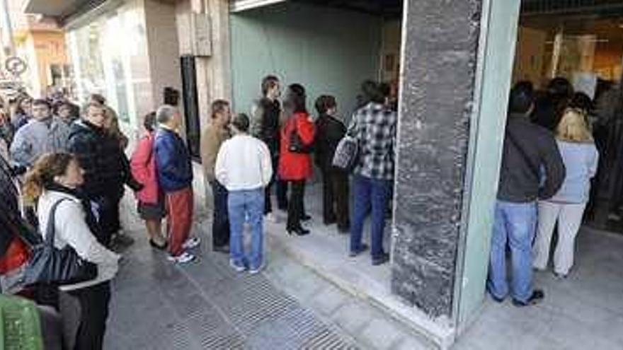 Castellón vuelve al inicio de la crisis y destruye 3.041 empleos en febrero