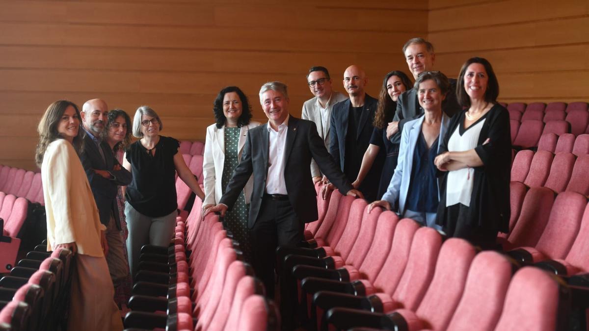 Imagen del nuevo equipo de la Universidade da Coruña.