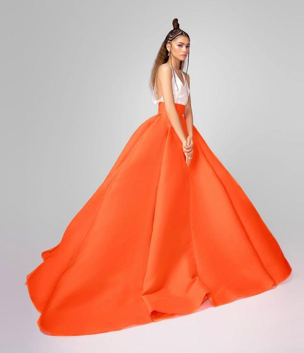 Zendaya con vestido de Alta Costura de Valentino para los Critics Choice Awards 2021