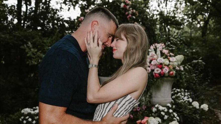 Taylor Swift y Travis Kelce protagonizan una «boda real», muy privada y personal, en mitad de Nueva York