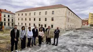 Las máquinas entran a Tabacalera: el futuro centro de arte de Gijón ya está en obras