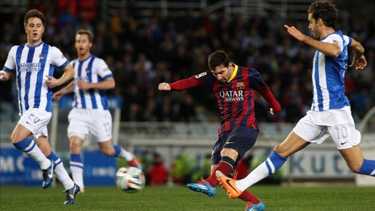 La última semifinal que ha jugado el Barça fue contra la Real Sociedad en 2014. Apeó a los donostiarras. En la imagen, Messi en una acción durante el partido celebrado en Anoeta