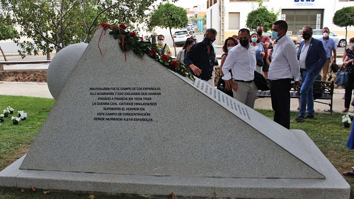 nauguración del monumento dedicado a los hinojoseños deportados a los campos nazis.