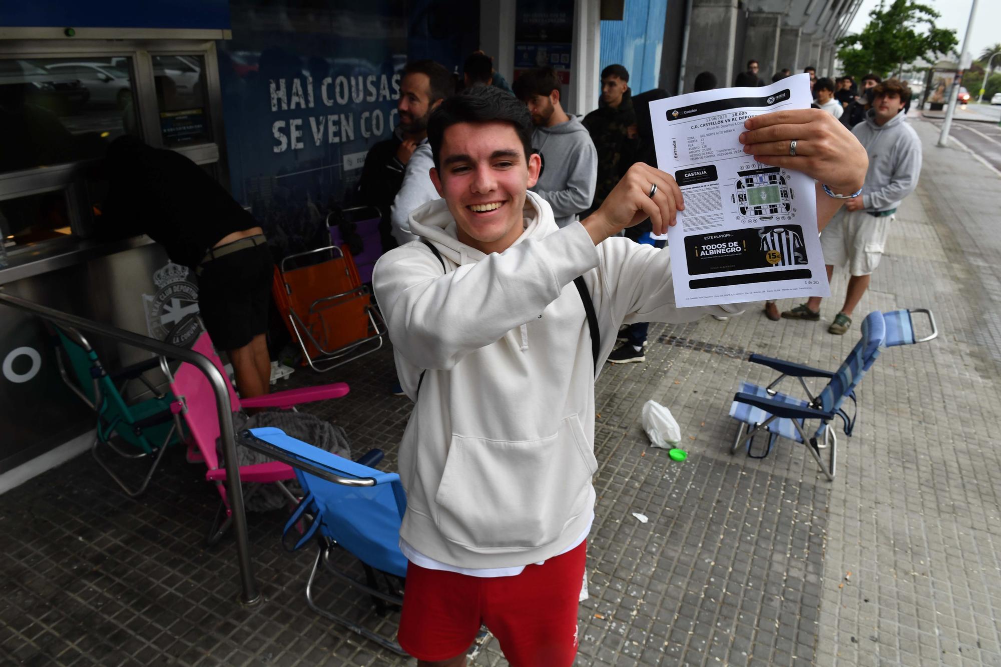 Colas en Riazor por las entradas para el partido del Dépor en Castellón