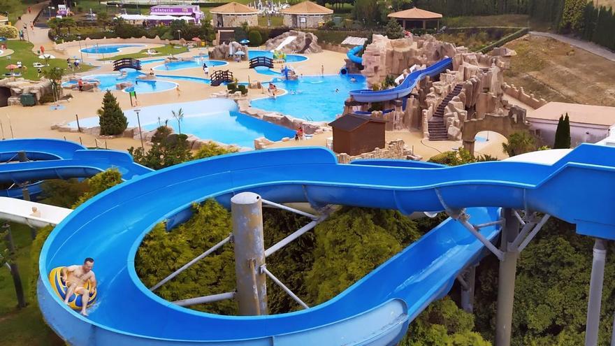 Uno de los toboganes del Aquapark de Cerceda, el mayor parque acuático de Galicia.