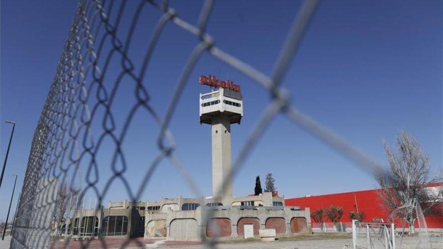 La Torre Outlet retrasa su apertura hasta después del verano