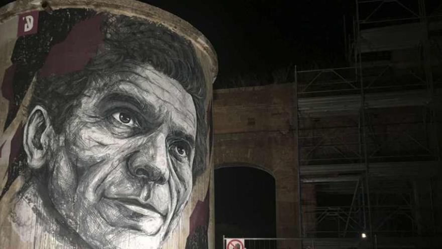 Mural pintado en Roma por el artista portugués Federico Draw en los cuarenta años de la muerte de Pasolini.