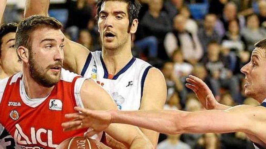 Tres jugadors marquen Dejan Musli en l&#039;ICL-Obradoiro de diumenge