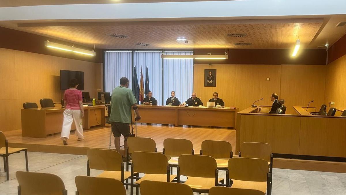 El acusado, declarando ante los magistrados de la sección octava de la Audiencia Provincial.