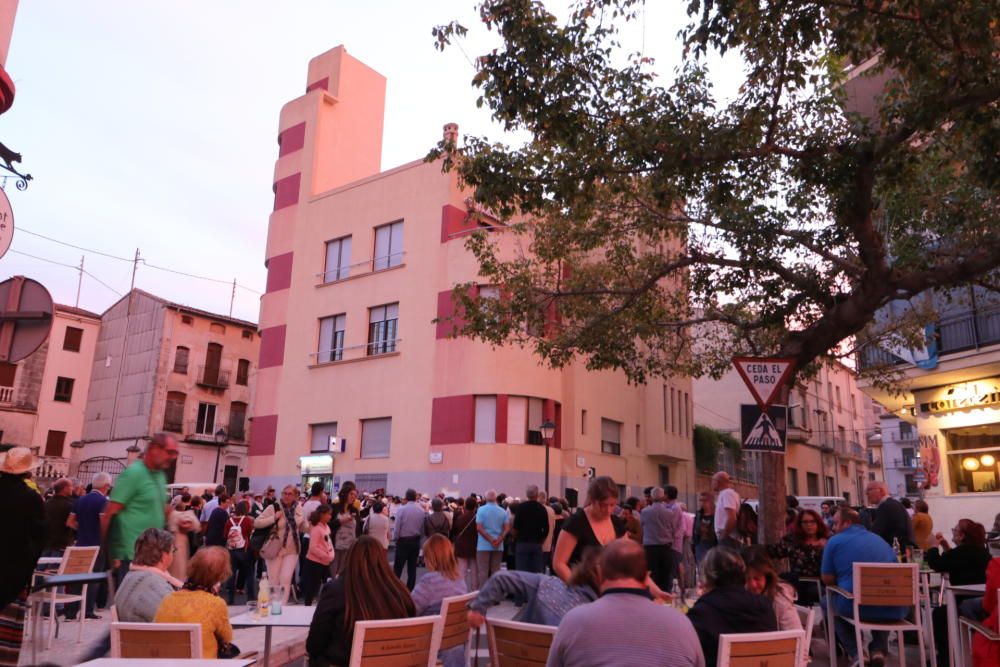 Cocentaina rinde homenaje al Edificio Merín