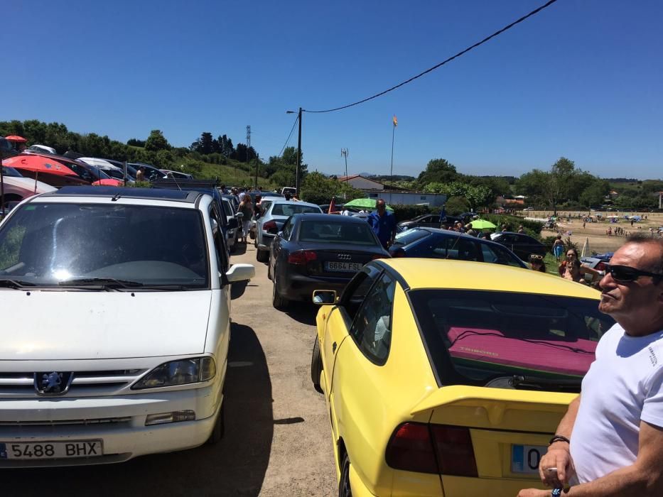 Jornada multitudinaria en las playas asturianas