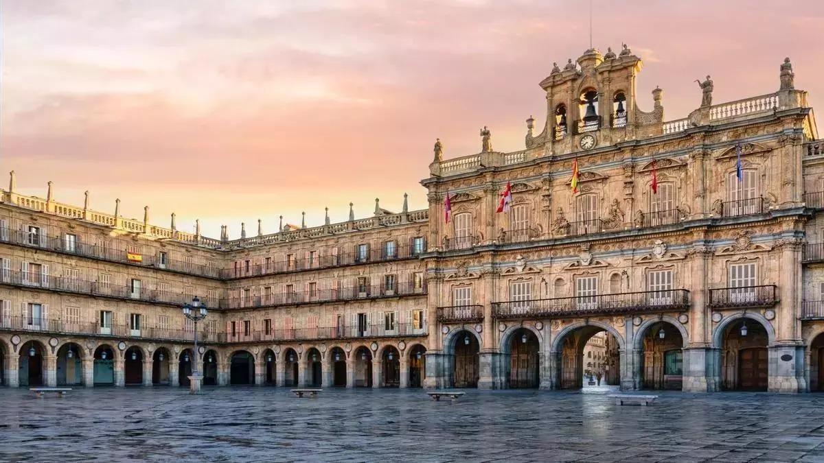 Una plaza preciosa que, además, forma parte del Patrimonio Mundial de la Unesco