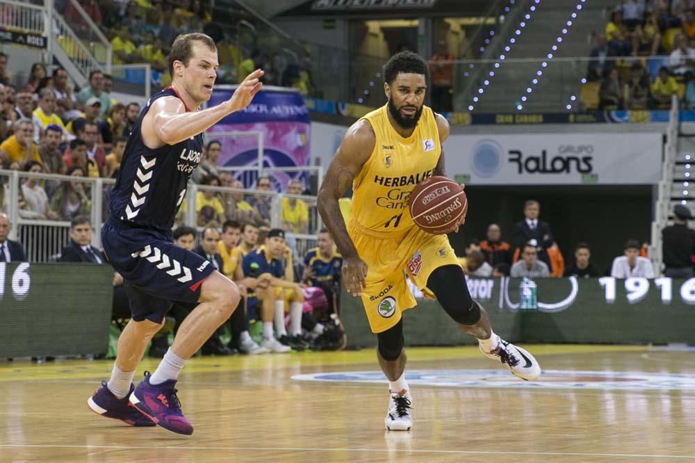 Herbalife Gran Canaria 93 - 87 Laboral Kutxa