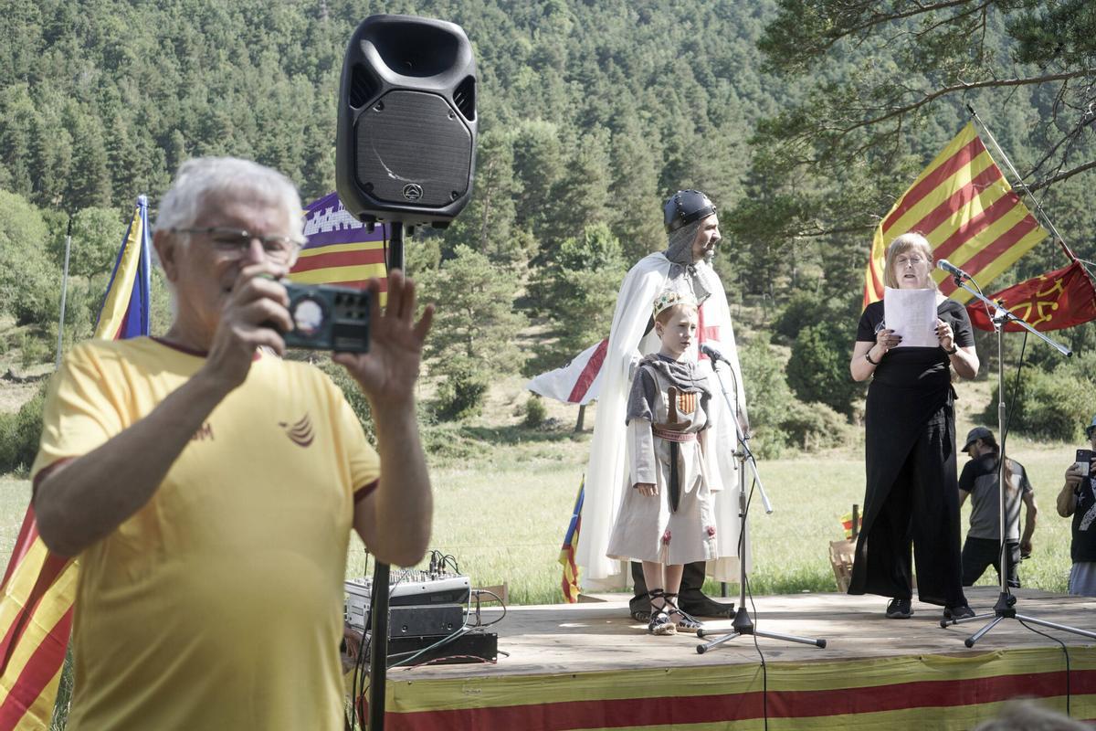 Imatges de l'Aplec del Pi de les Tres Branques Imatges de l'Aplec del Pi de les Tres Branques