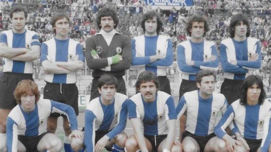 29 de abril de 1979, Hércules 1-0 Sevilla. De pie y de izda. a dcha.: Baena, Rivera, Amador, Carcelén, Lattuada y Giuliano; Agachados: Charles, Aracil, Kustudic, Juan y Moyano.