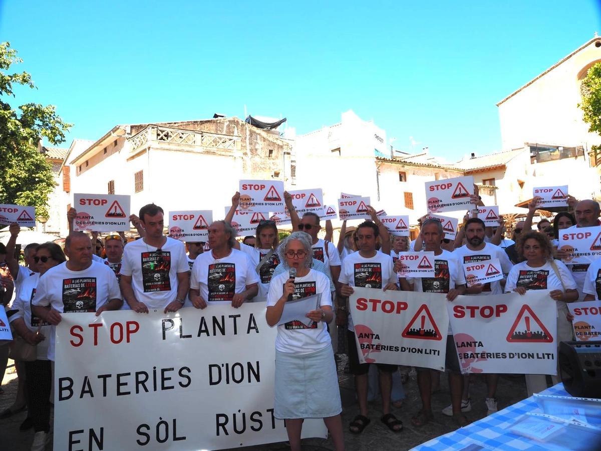 Pollença se moviliza contra las plantas de baterías de litio