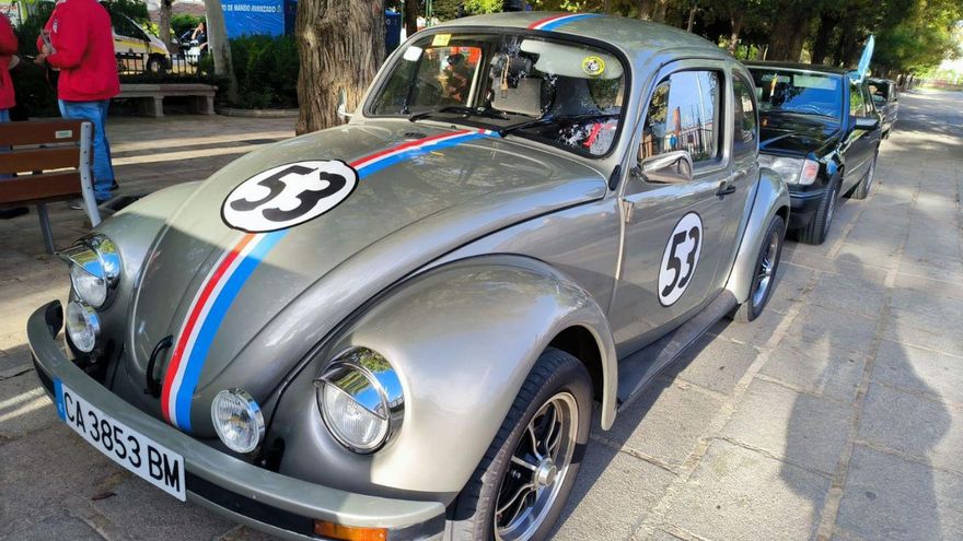 La concentración de coches clásicos de Bobadilla Estación, en imágenes