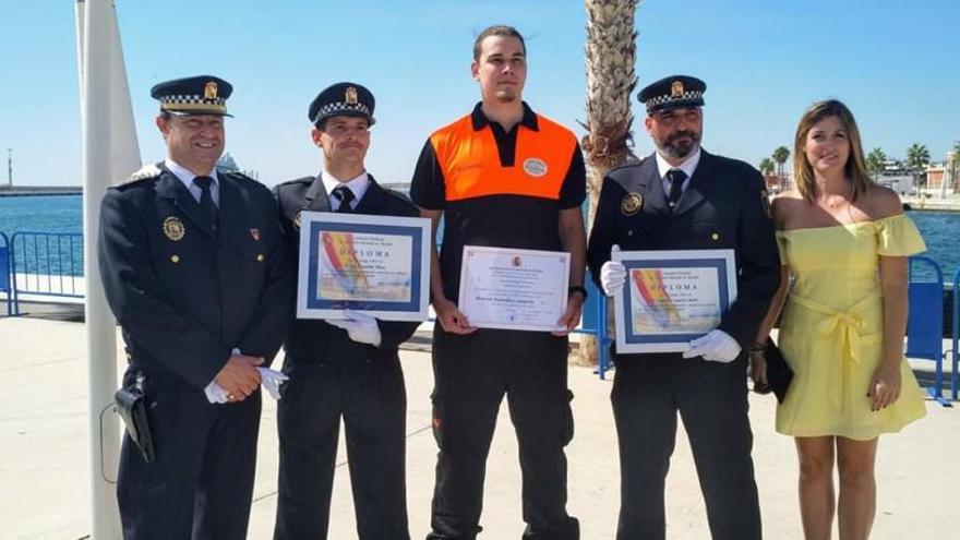 La Policía reconoce la labor de tres monoveros en la fiesta de los Ángeles Custodios