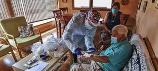 Las unidades de hospitalización a domicilio exigen más recursos tras aumentar su actividad por el covid