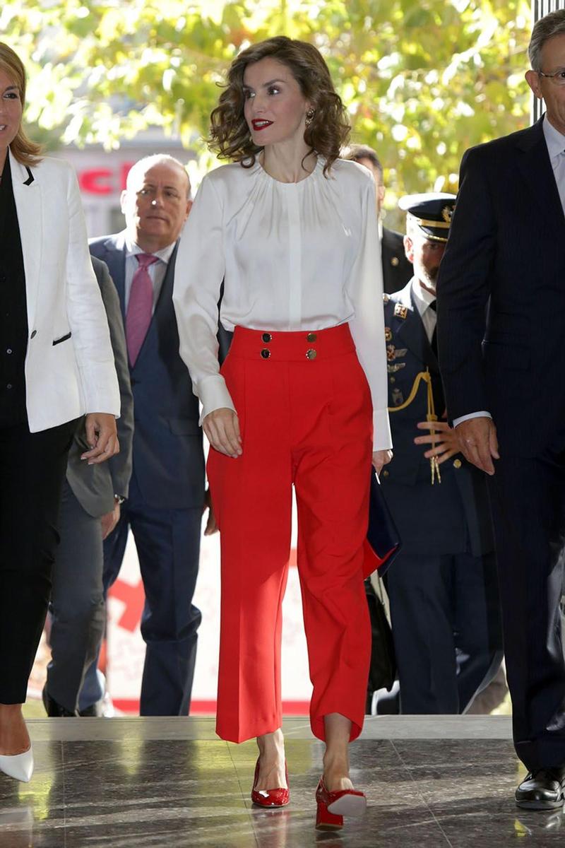 Letizia Ortiz con pantalones culotte de Uterqüe