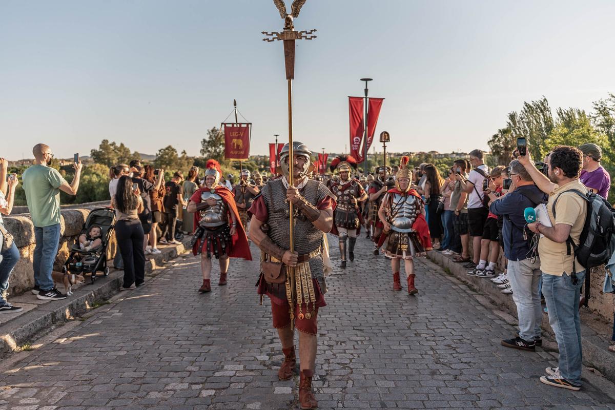 Fotogalería | Las imágenes de cómo tomaron Mérida las legiones romanas