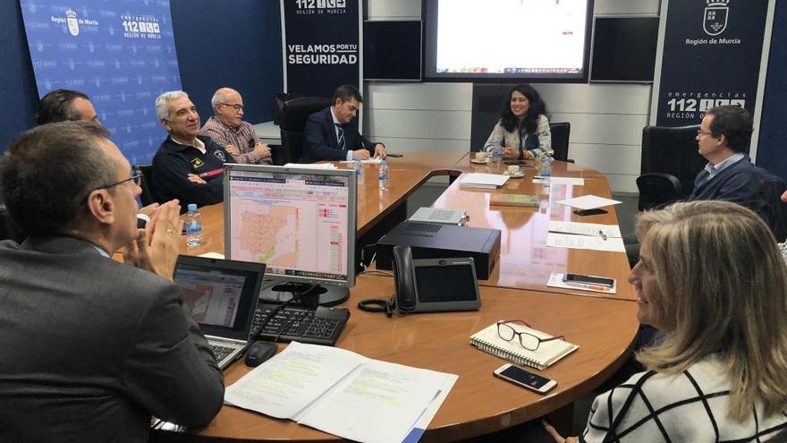 El Gobierno regional mantiene durante el día de hoy varias reuniones de coordinación en la sede de la Dirección General de Seguridad Ciudadana y Emergencias presididas por la consejera de Transparencia, Participación y Administración Pública, Beatriz Ballesteros.