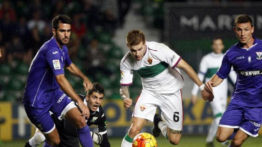 Elche y Leganés firman tablas en el Martínez Valero