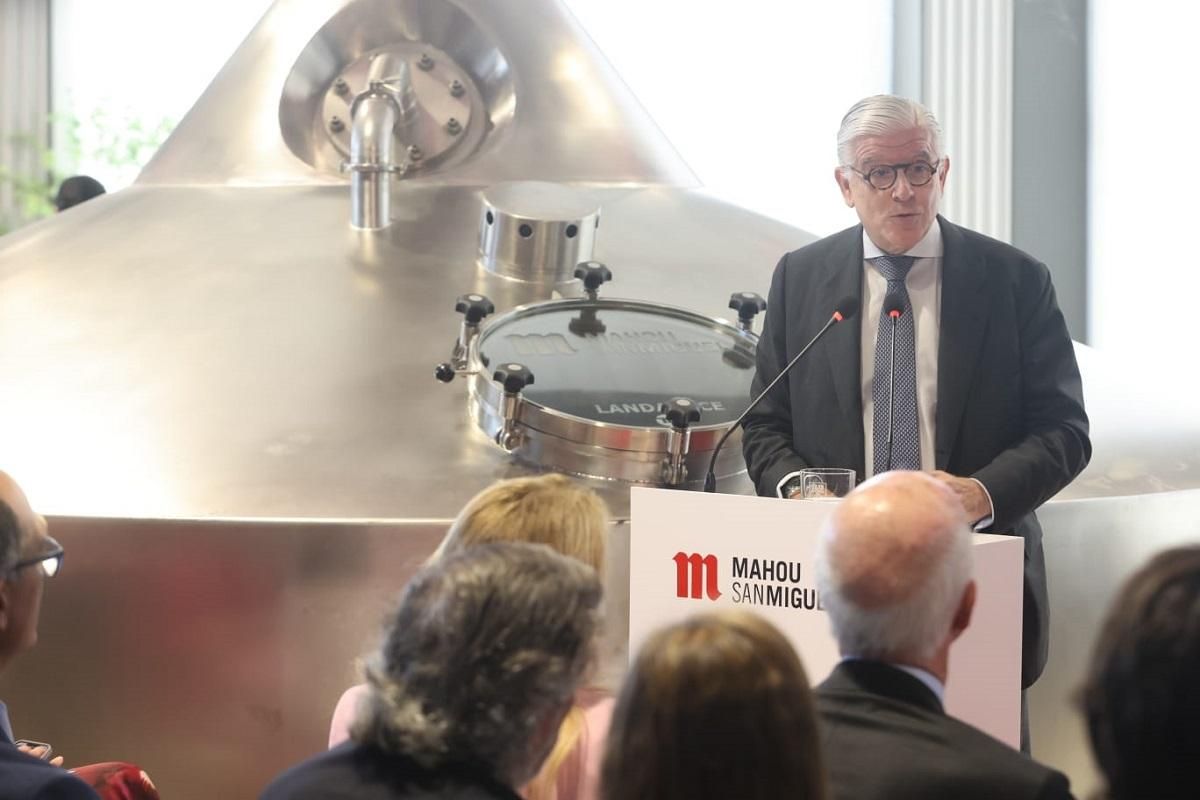 Alberto Rodríguez-Toquero, director general de Mahou San Miguel, este viernes en la fábrica de Málaga.