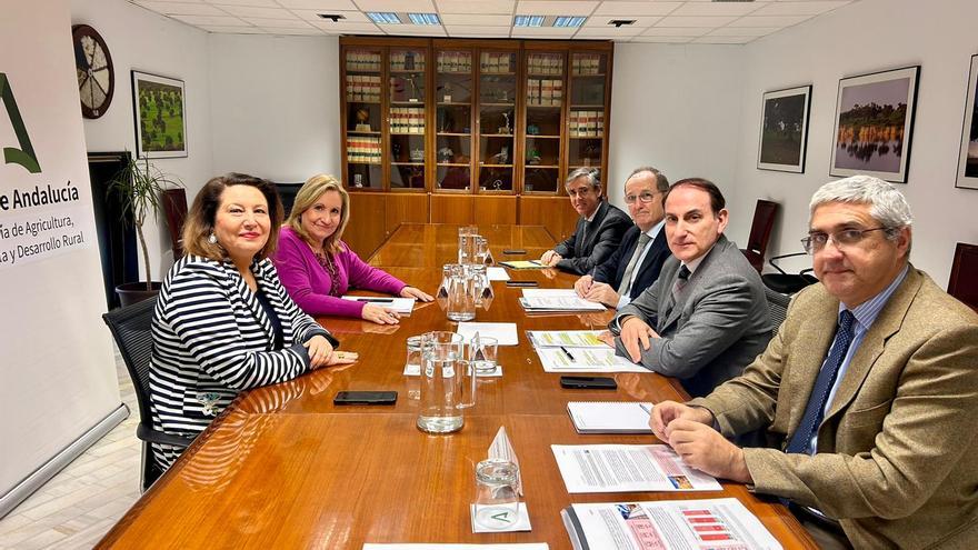 Junta de Andalucía y CEA acuerdan la constitución de un grupo de trabajo empresarial para el agua