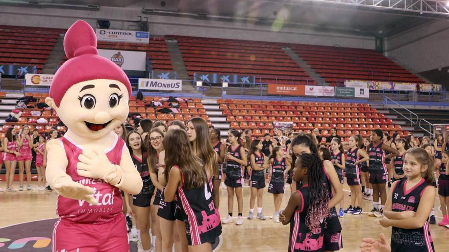 La Magentina, la nova mascota del Manresa CBF