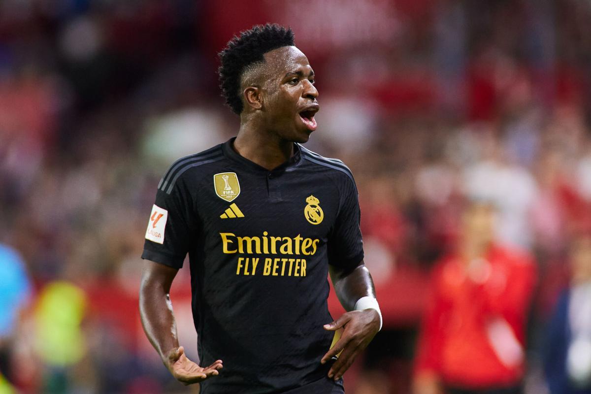 Vinicius Junior durante el partido en el que recibió los insultos en el Sánchez Pizjuán.