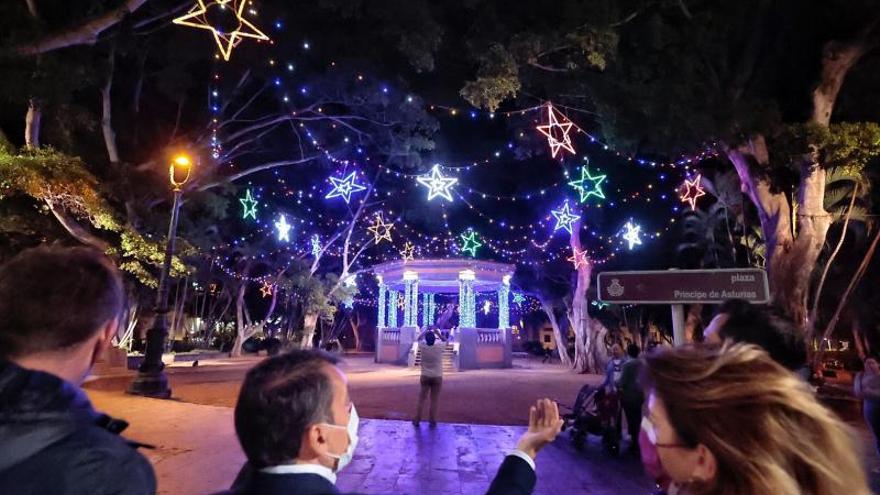 Santa Cruz amplía a 162 calles y plazas la iluminación navideña desde el jueves día 25