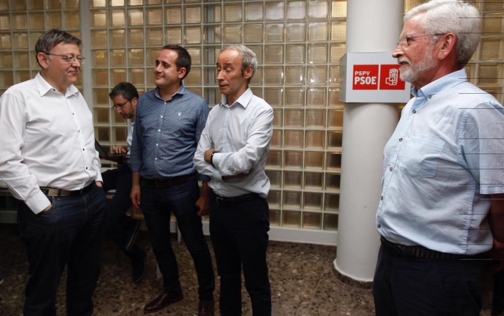 Ximo Puig en la sede del PSOE.