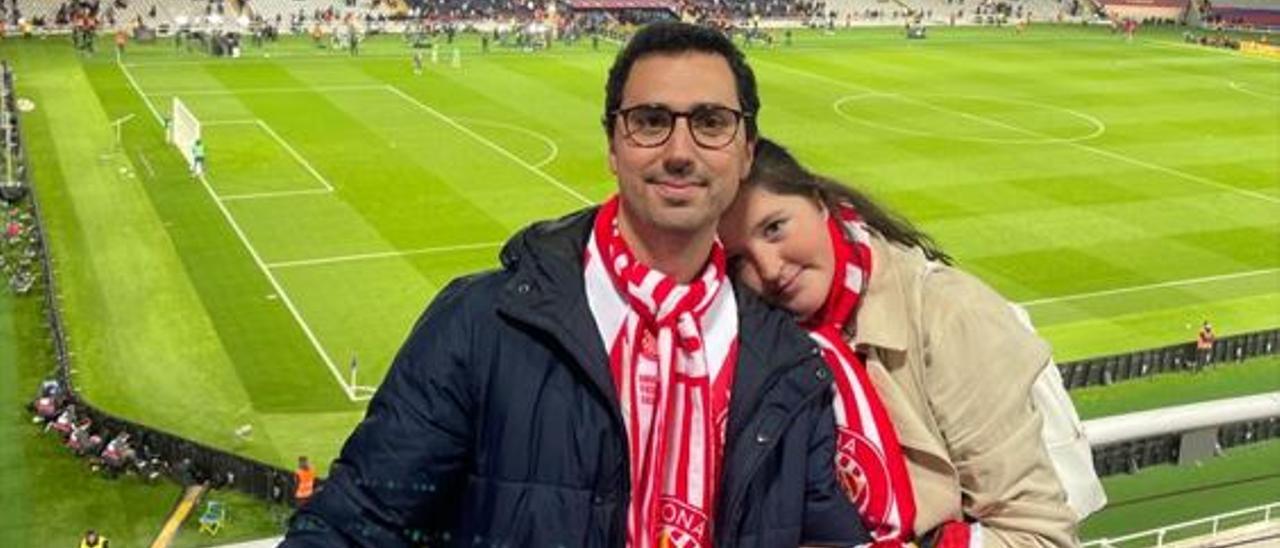 Andreu Pascual i Marta Soldevila van veure el Barça-Girona a Montjuïc.