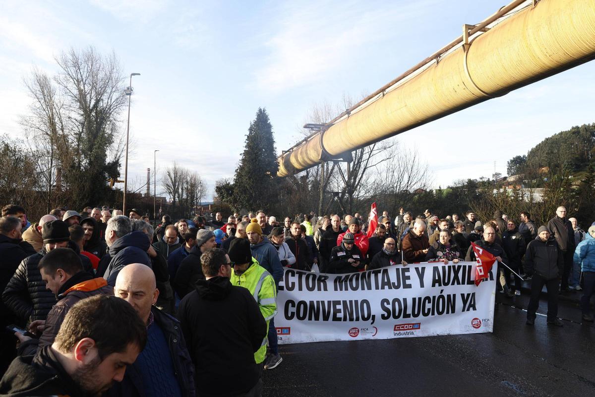 La huelga de la industria auxiliar asturiana, en imágenes