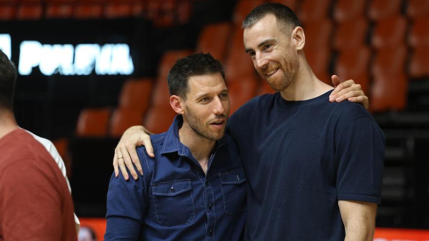 Así fue la emotiva despedida de Sam Van Rossom de Valencia Basket