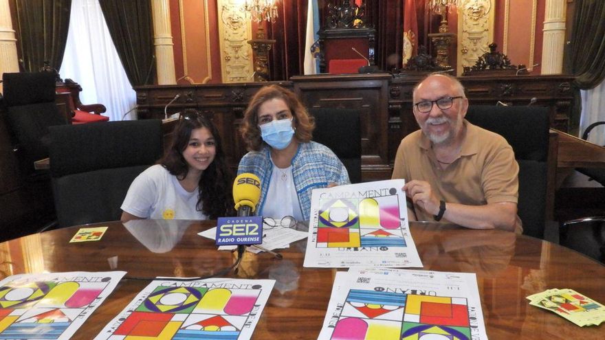 Alba Domínguez, Flora Moure y Xulio César Iglesias. |   // FERNANDO CASANOVA