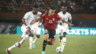 Egipto sobrevive pero pierde a Salah; Nigeria golpea a la anfitriona