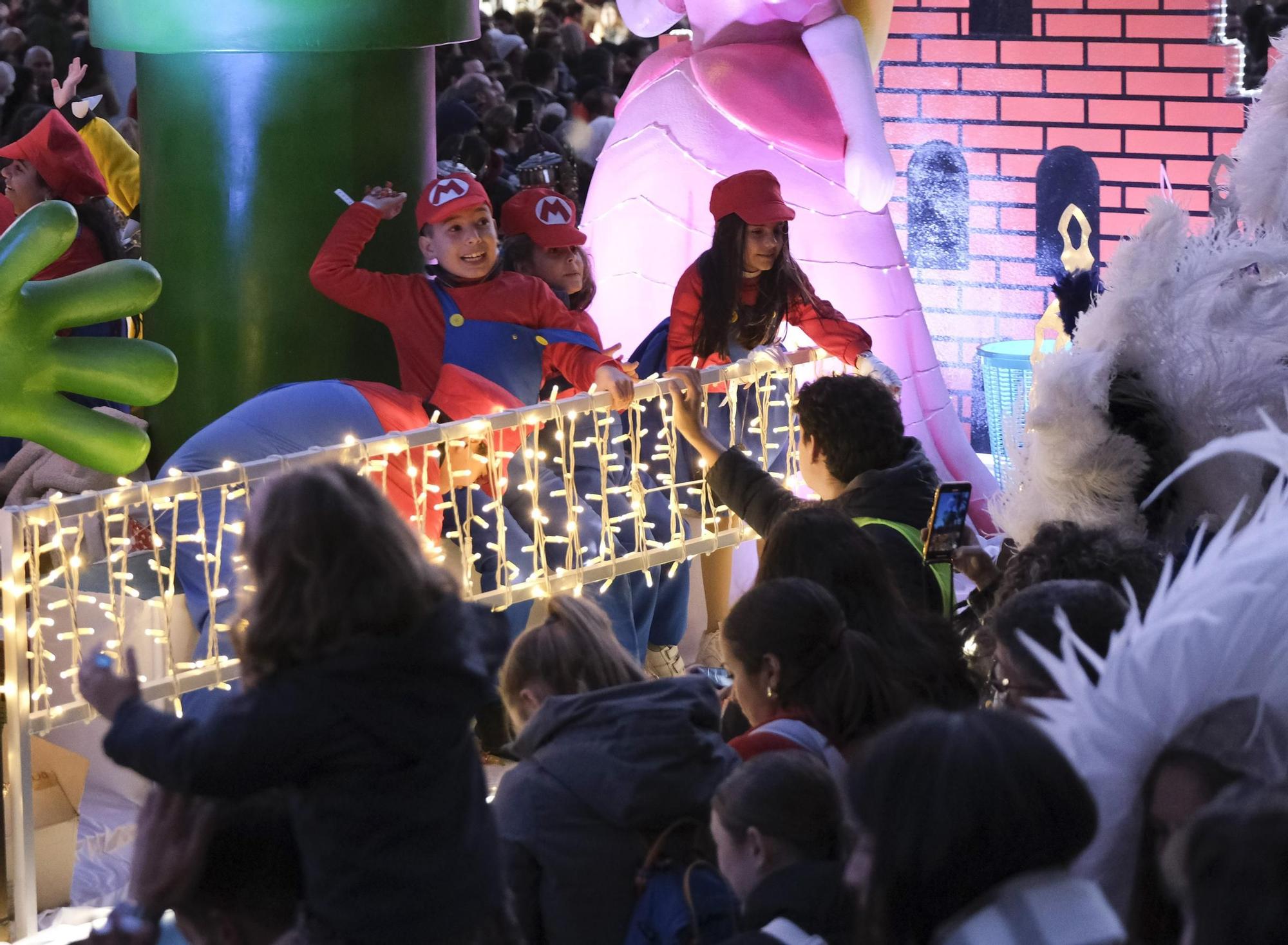 La Cabalgata de los Reyes Magos de Málaga 2024, en imágenes