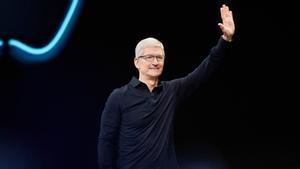 Archivo - El CEO de Apple, Tim Cook, en la WWDC 2019.