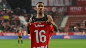 Savinho celebra uno de sus dos goles al Rayo Vallecano en Montilivi.