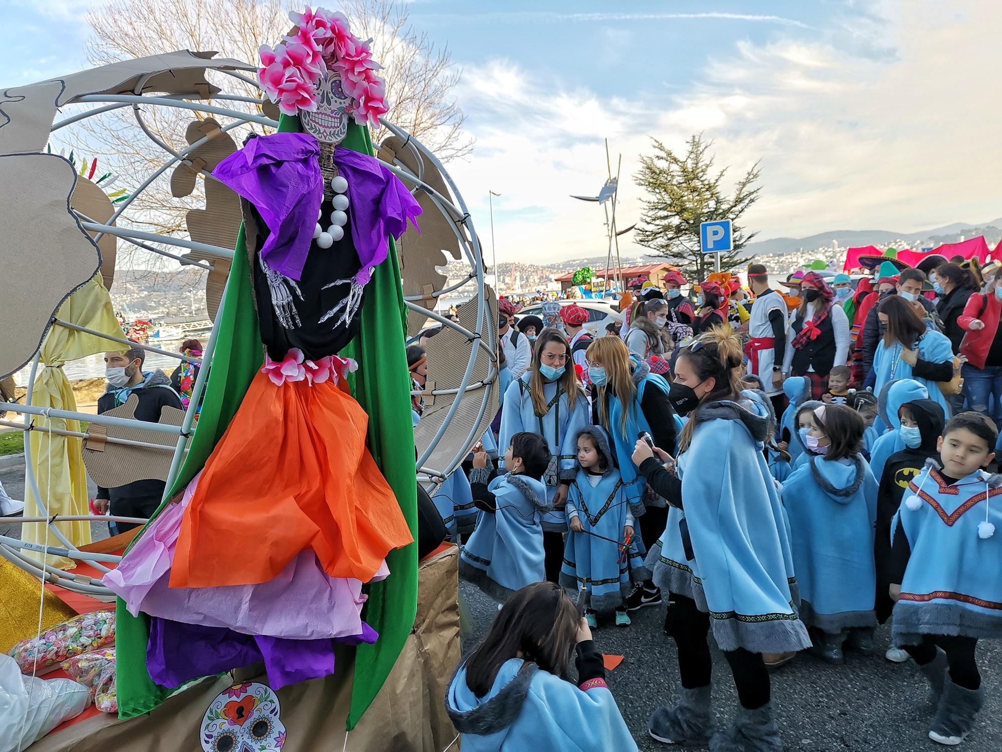 Moaña despide el Entroido con el tradicional "Enterro da Xoubiña"