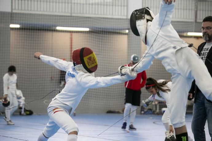 19.01.19. Las Palmas de Gran Canaria. Torneo de esgrima como cierre del clinic de la selección española de esgrima en Las Palmas de Gran Canaria. Polideportivo Juan Carlos Hernández, Jinamar. Foto Quique Curbelo