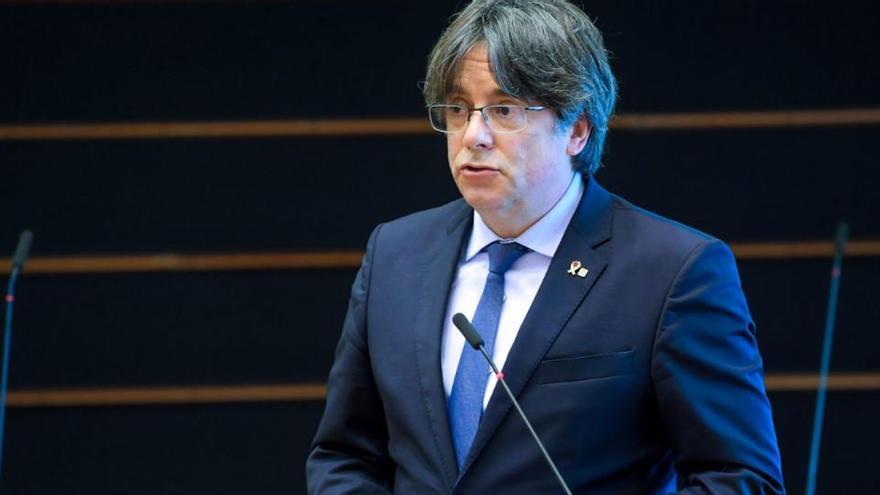 L&#039;expresident i líder de JxCat Carles Puigdemont durant un debat a l&#039;Eurocambra |