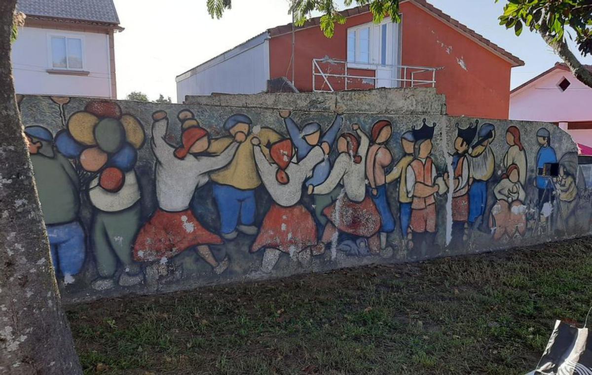 Parte renovada del mural del Adro da Peregrina. | // FDV
