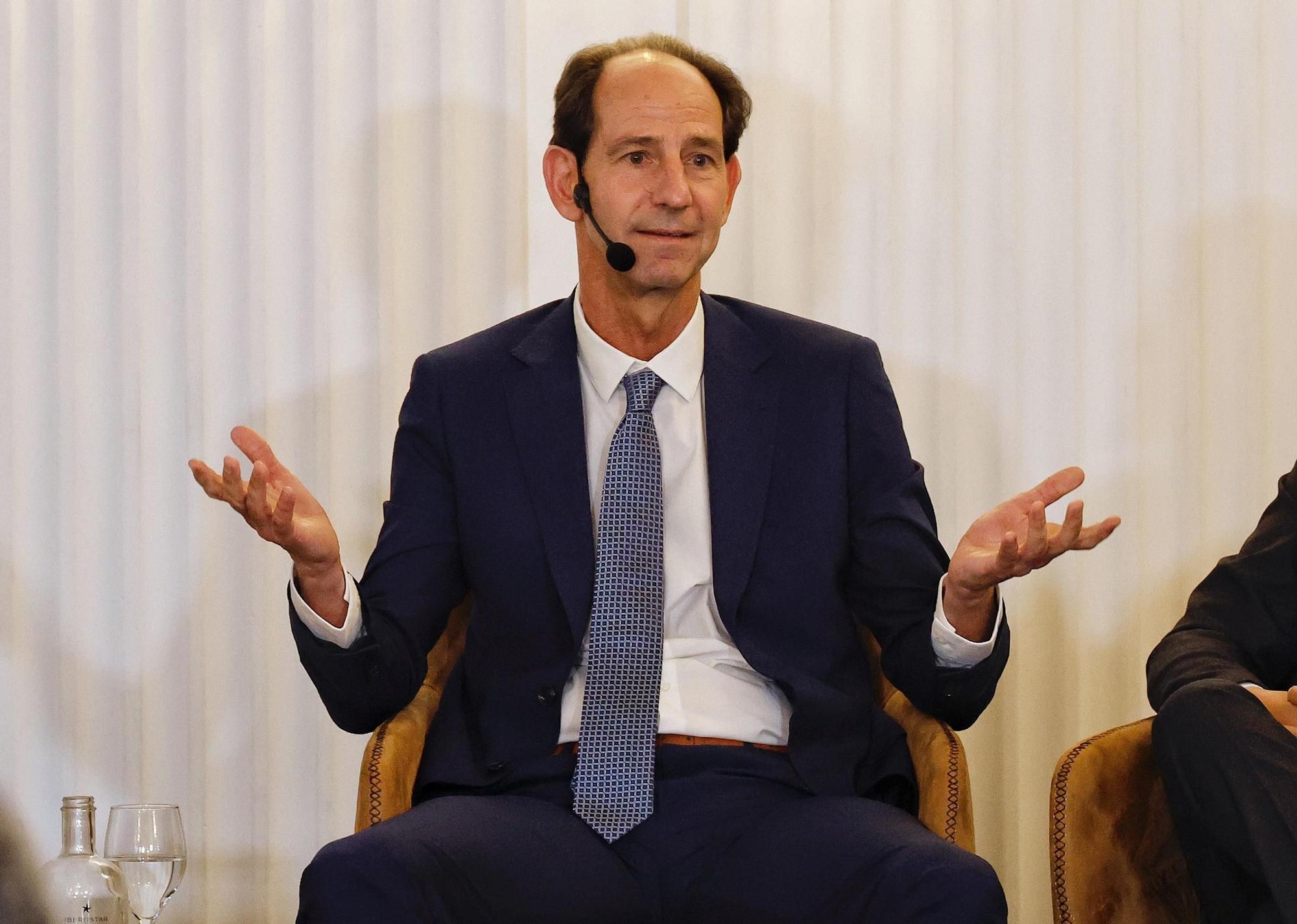 Foro sobre 'Conectividad turística' de EL DÍA y la CEOE
