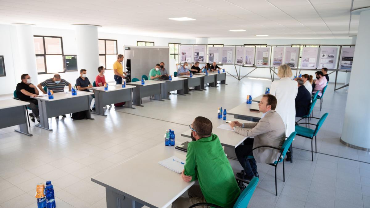 Reunión del convenio colectivo de la cerámica.