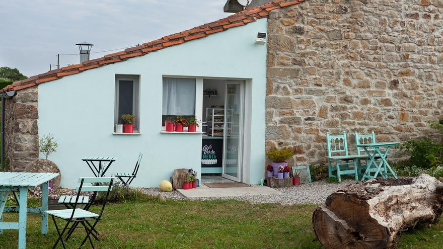La pastelería rural y con jardín que está a 15 minutos de Gijón y que triunfa en redes sociales: &quot;Brutal&quot;